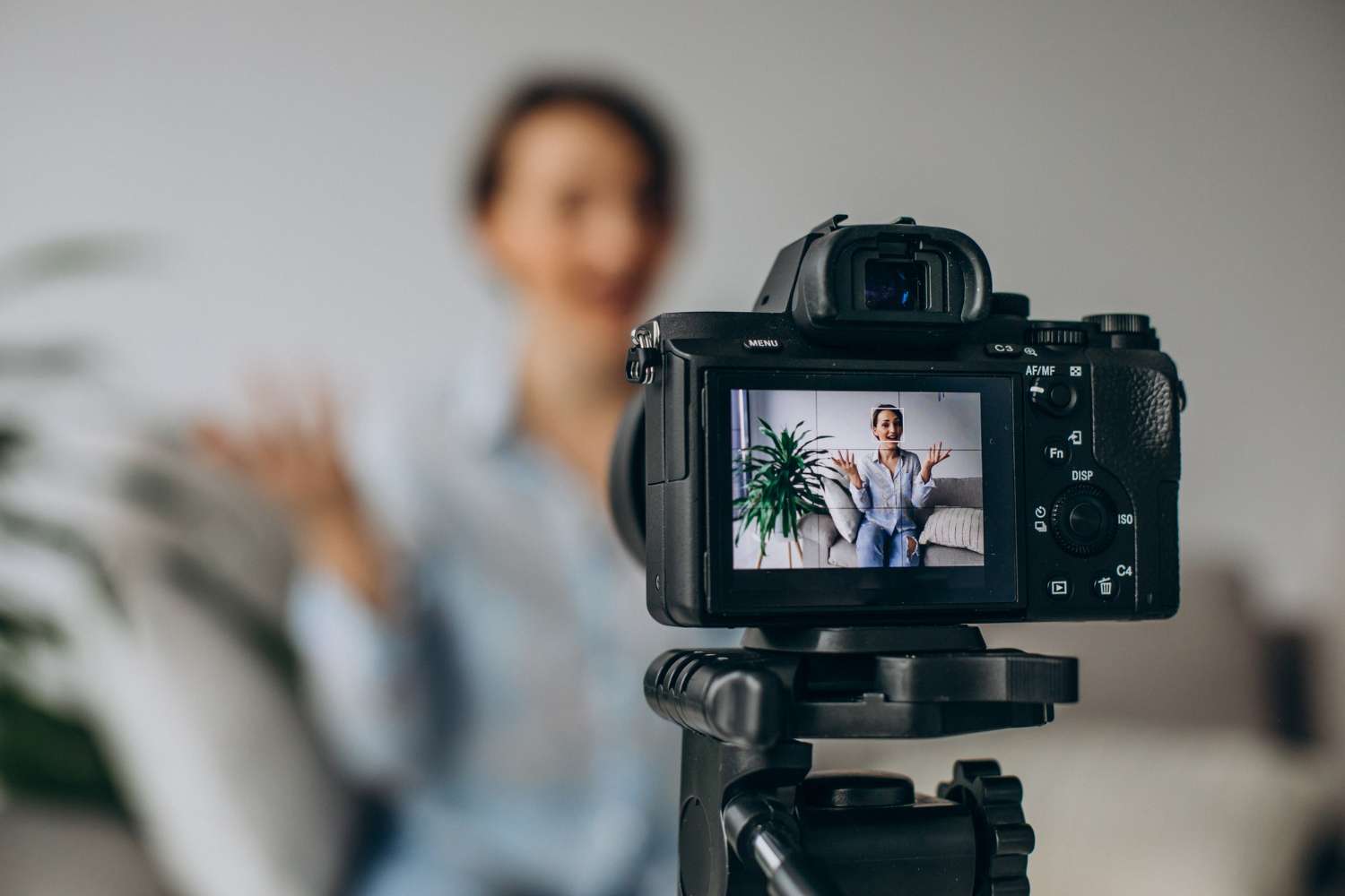 How to create brand videos? A step-by-step guide